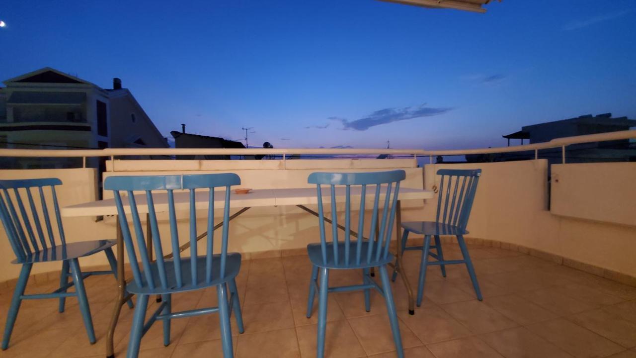 אתונה 山脚下，舒适温馨海景公寓 מראה חיצוני תמונה