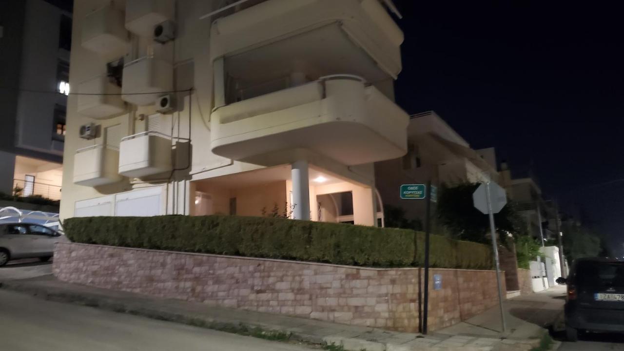 אתונה 山脚下，舒适温馨海景公寓 מראה חיצוני תמונה